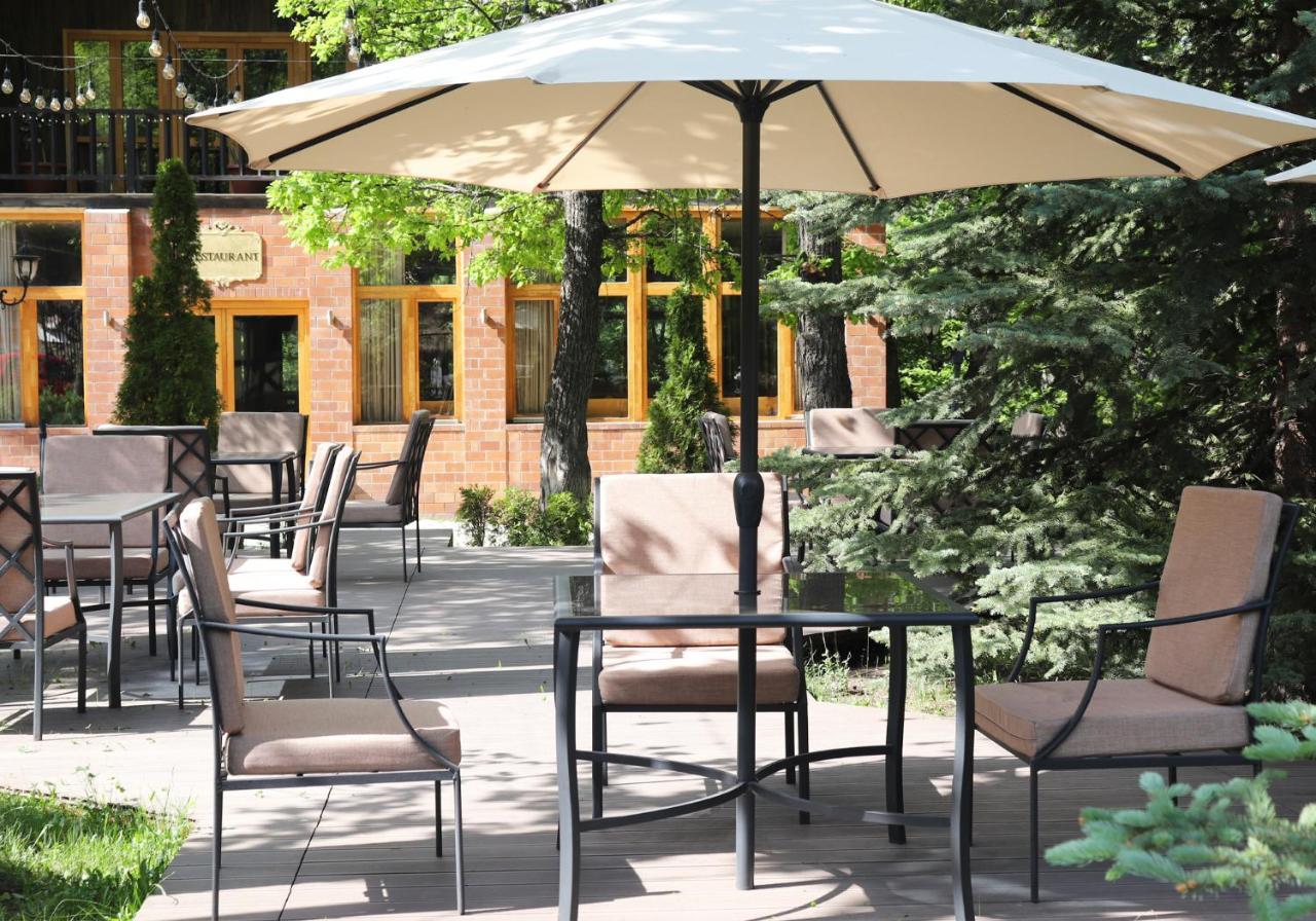 Splendor Resort And Restaurant تساجكادزور المظهر الخارجي الصورة
