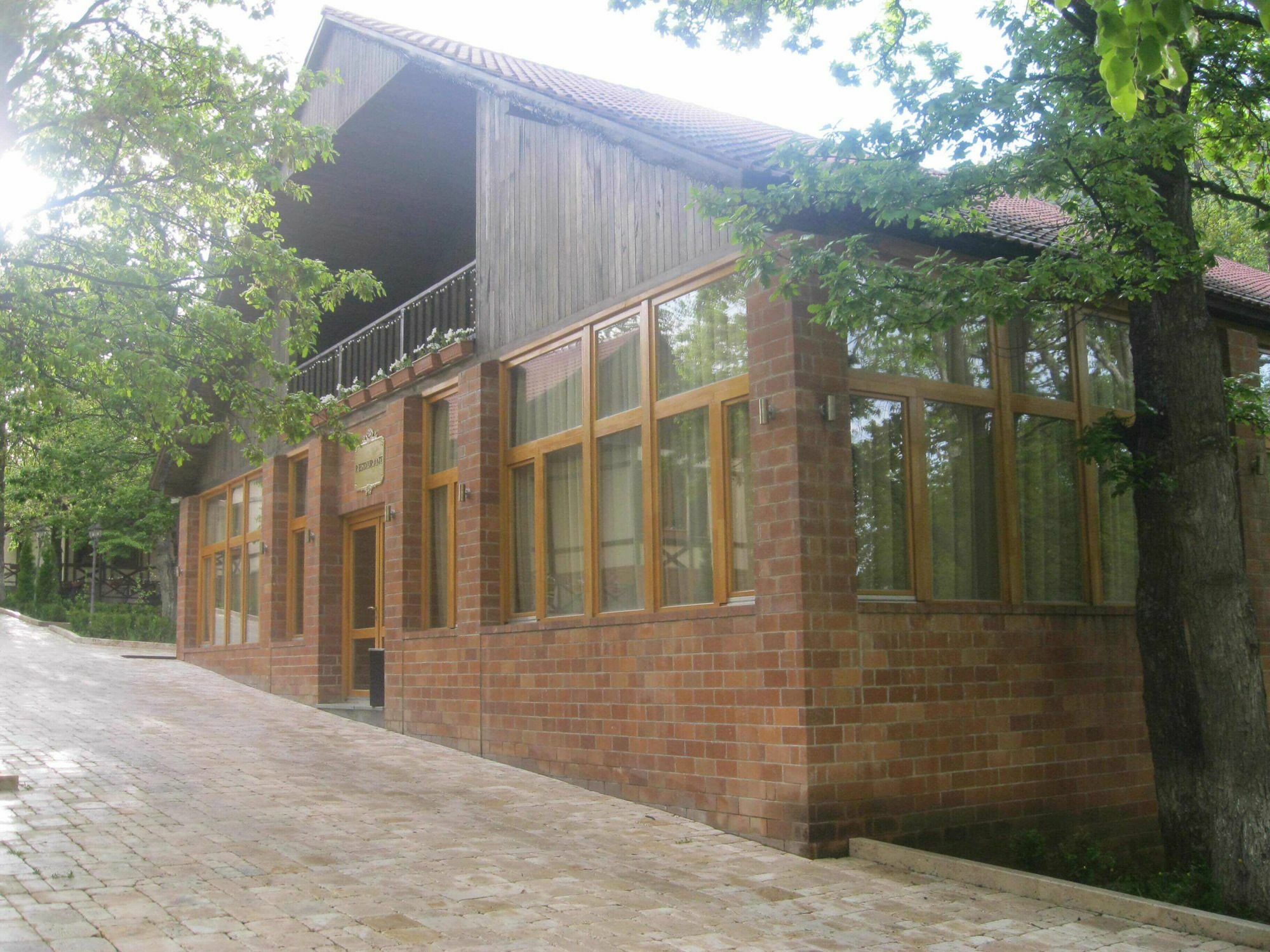 Splendor Resort And Restaurant تساجكادزور المظهر الخارجي الصورة
